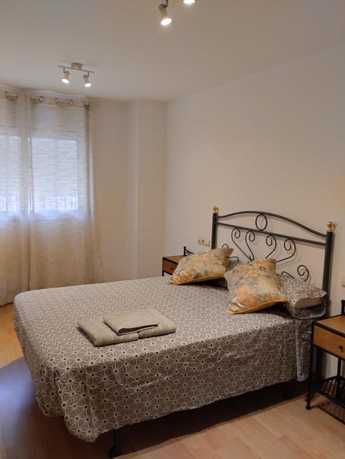 Apartamentos Canana De Vega Flix Esterno foto